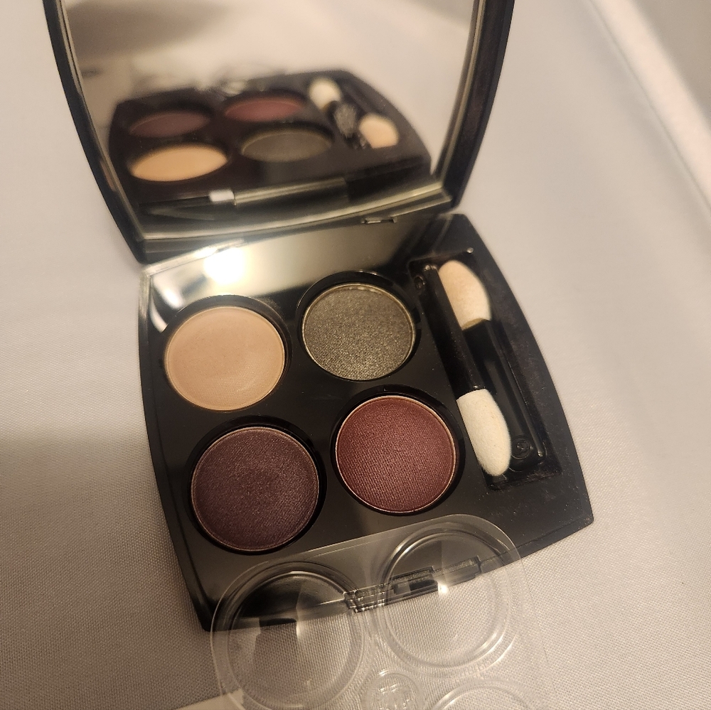 CHANEL Les 4 Ombres Eyeshadow Quad Palette - Picture 8 of 8